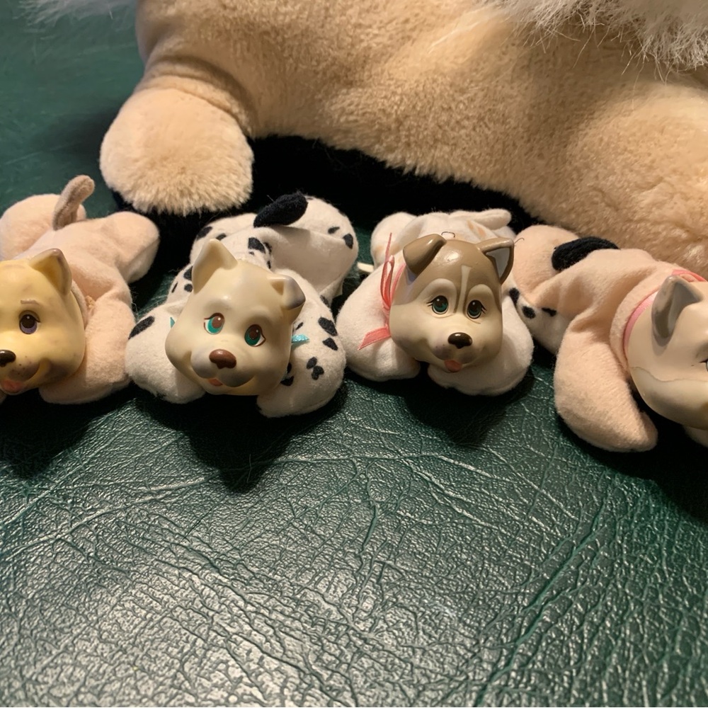 Puppy surprise-girl, 4 puppies. Hasbro toys plush animal - Picture 3 of 8